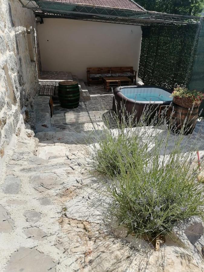 The Old Stable 1861 Villa Imotski Dış mekan fotoğraf