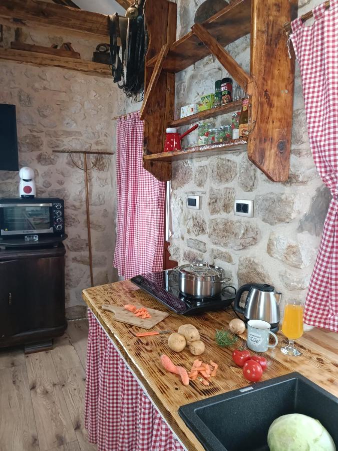 The Old Stable 1861 Villa Imotski Dış mekan fotoğraf