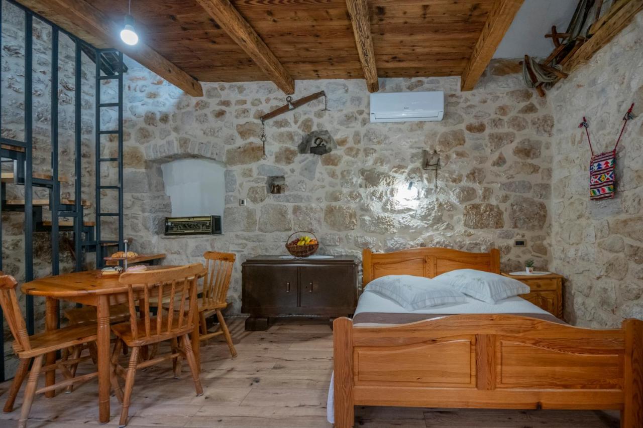 The Old Stable 1861 Villa Imotski Dış mekan fotoğraf